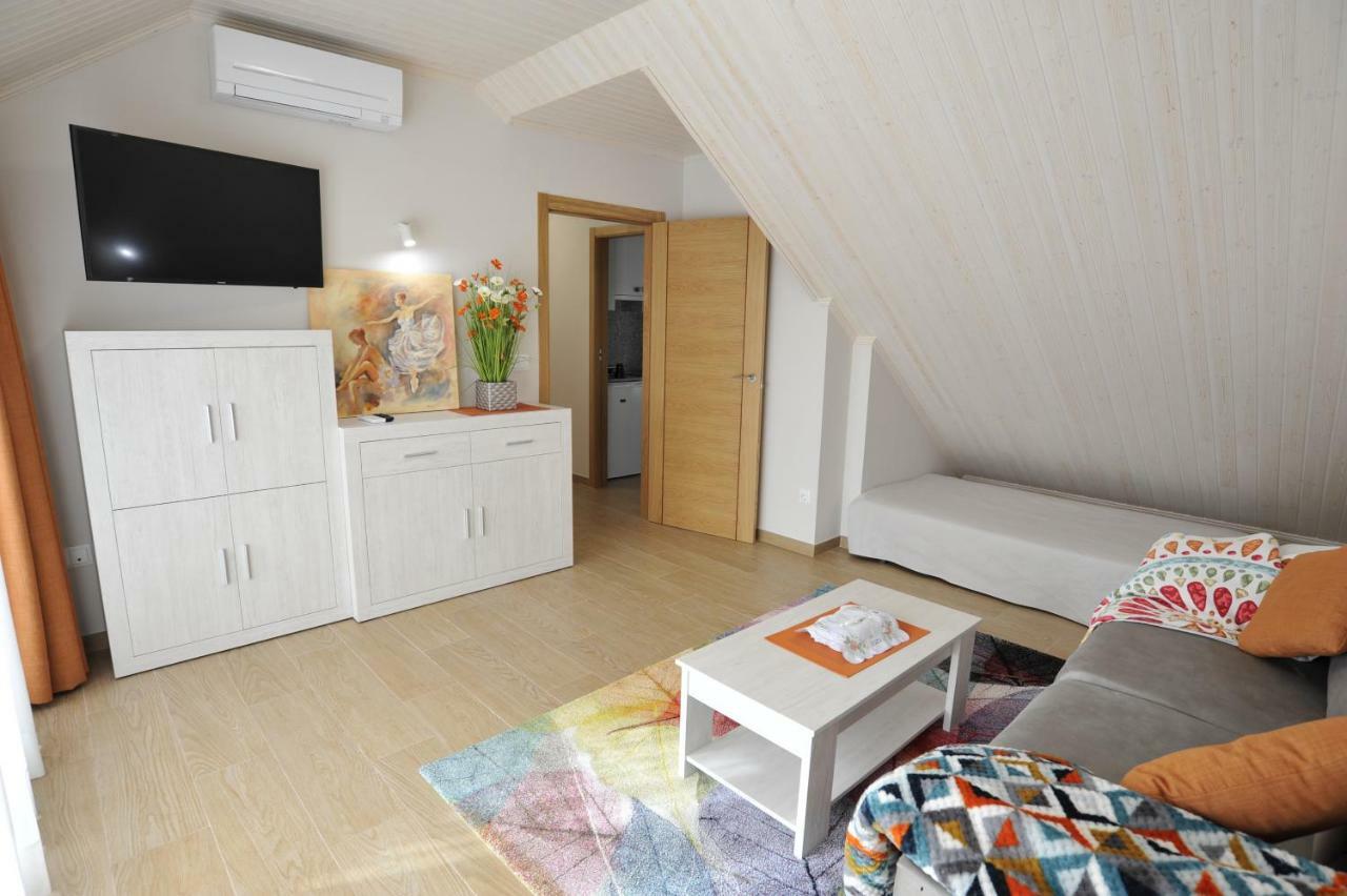 Apartamentos Playa Compostela فيلاغارثيا دي أروزا المظهر الخارجي الصورة